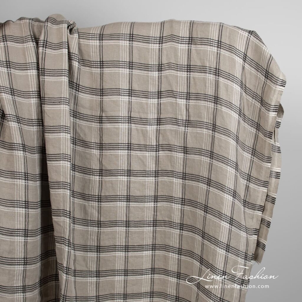 Tissu en lin gris brun à carreaux lavés 1 Grey brown linen fabric in checks