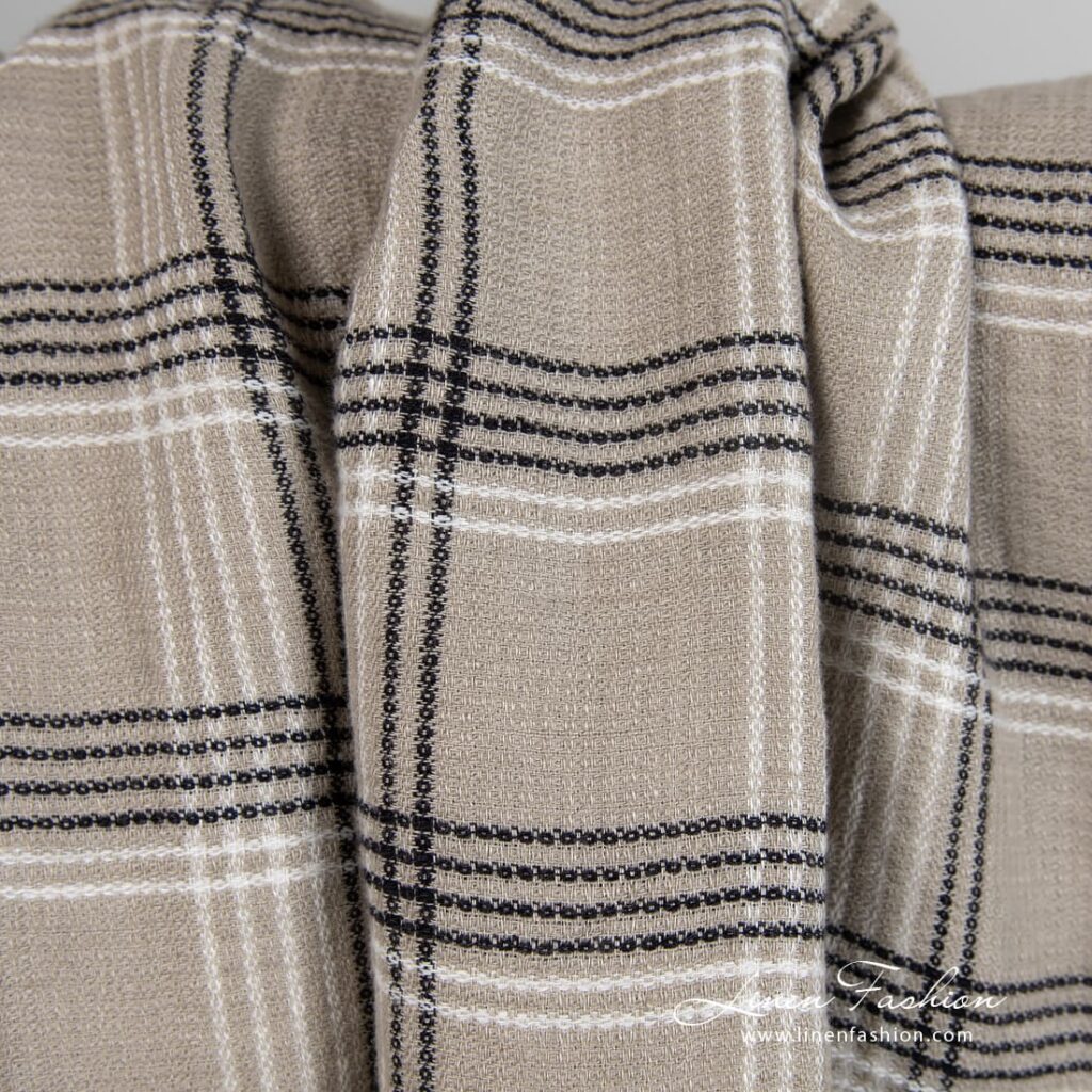 Tissu en lin gris brun à carreaux lavés 4 Grey brown linen fabric in checks and small waffle pattern