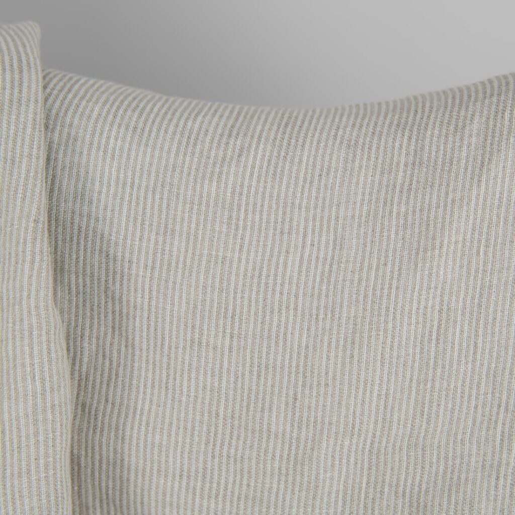 Tissu de lin lavé à rayures naturelles et blanches 4 Washed linen fabric in natural and white colour stripes small pattern