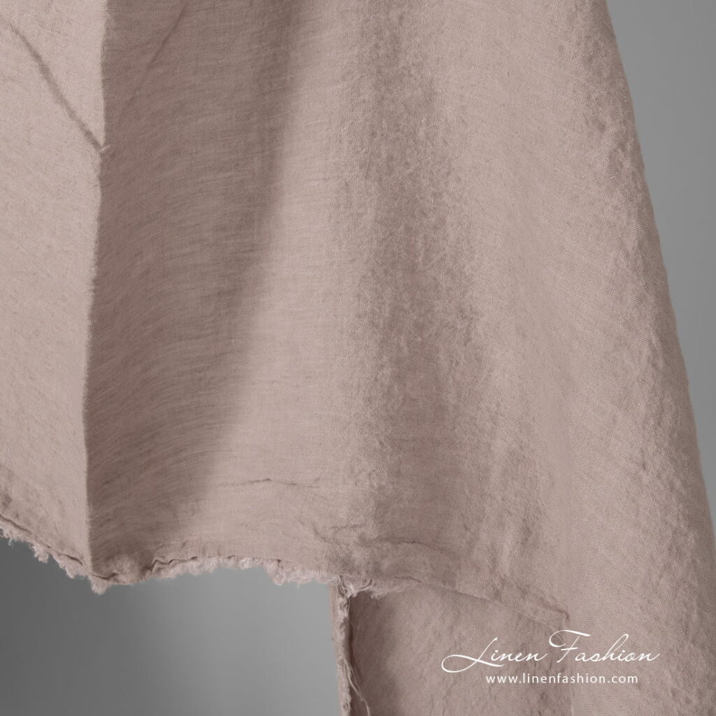 Tissu de lin large, couleur rose fumé, lavé 3 Smokey rose color linen fabric, softened