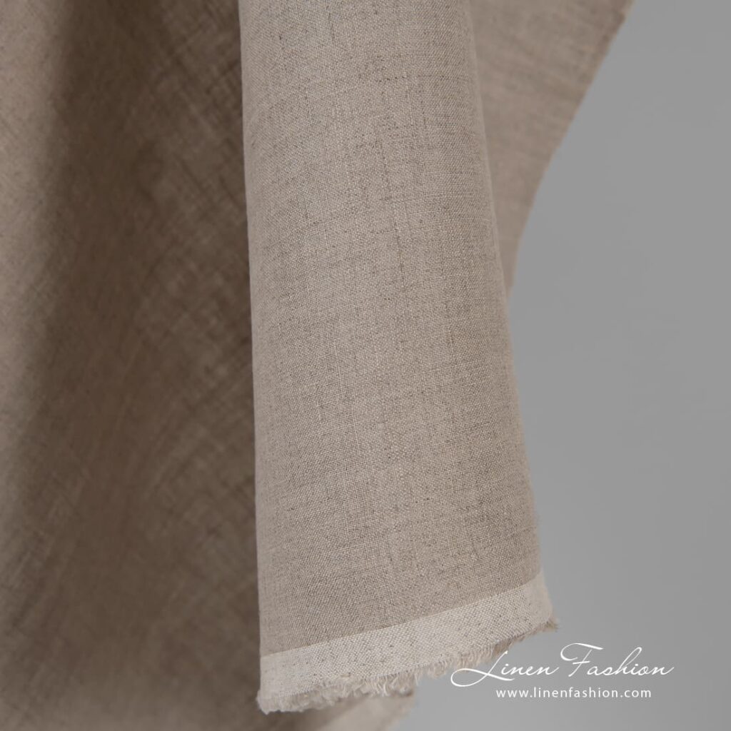 Tissu en lin gris naturel 4 Natural color linen fabric in plain weave
