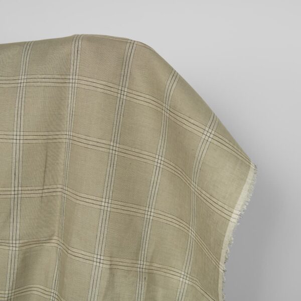 Tissu de lin à carreaux vert-beige – Image 2