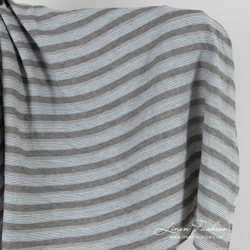 Tissu de lin gris-bleu à rayures lavées 1 Brown blue linen fabric in stripes