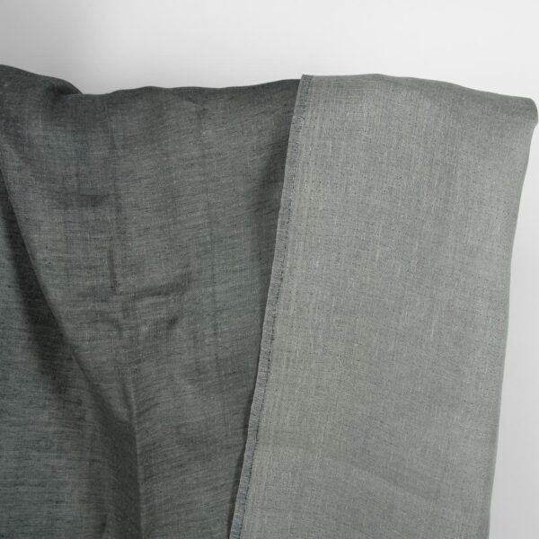 Tissu de lin double face de couleur gris bleuâtre