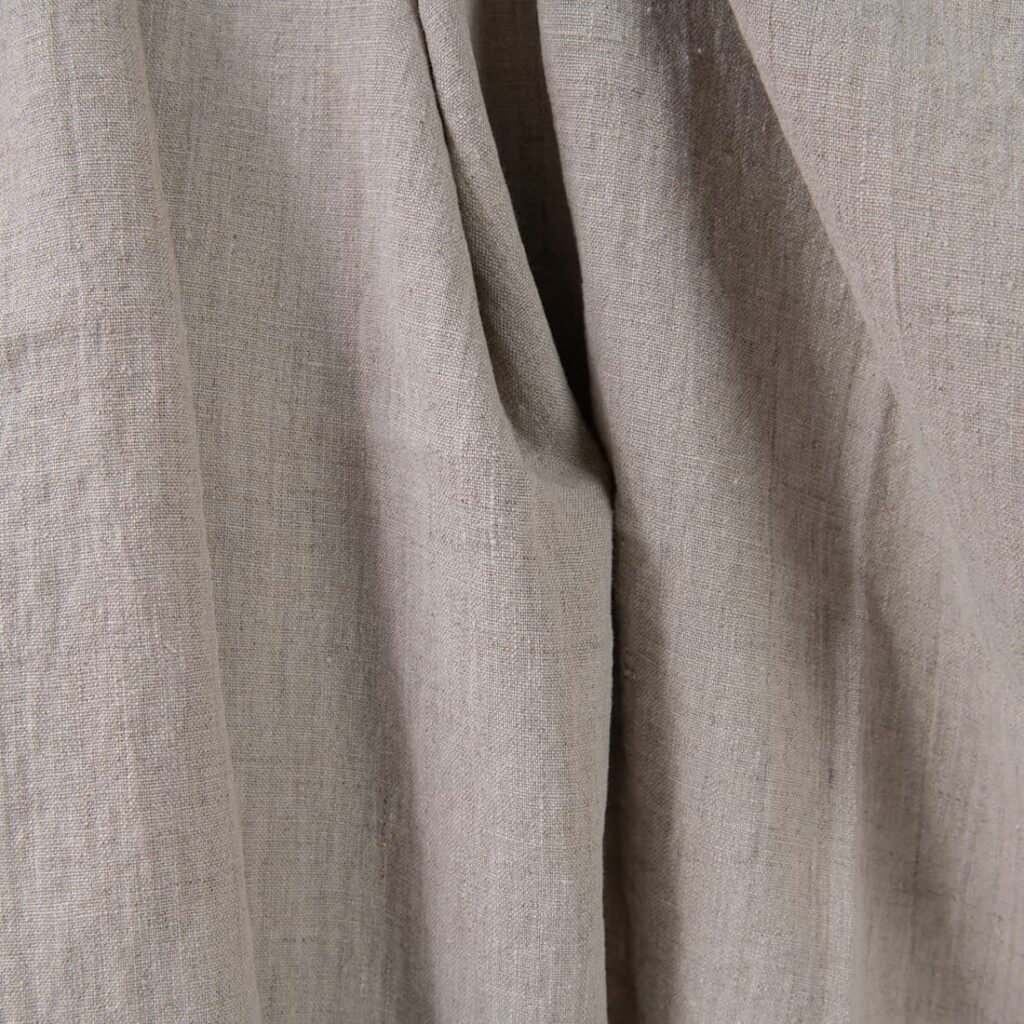 Tissu en lin lourd lavé, couleur naturelle 2 Washed heavy linen fabric natural colour product detail