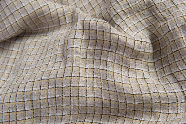 Tissu gris lin à carreaux jaunes, lavé