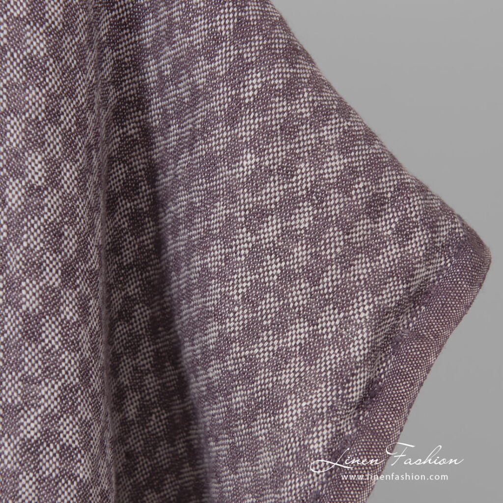 Tissu de lin violet chess lavé 2 violet linen chess fabric, weight 230gr/m2.