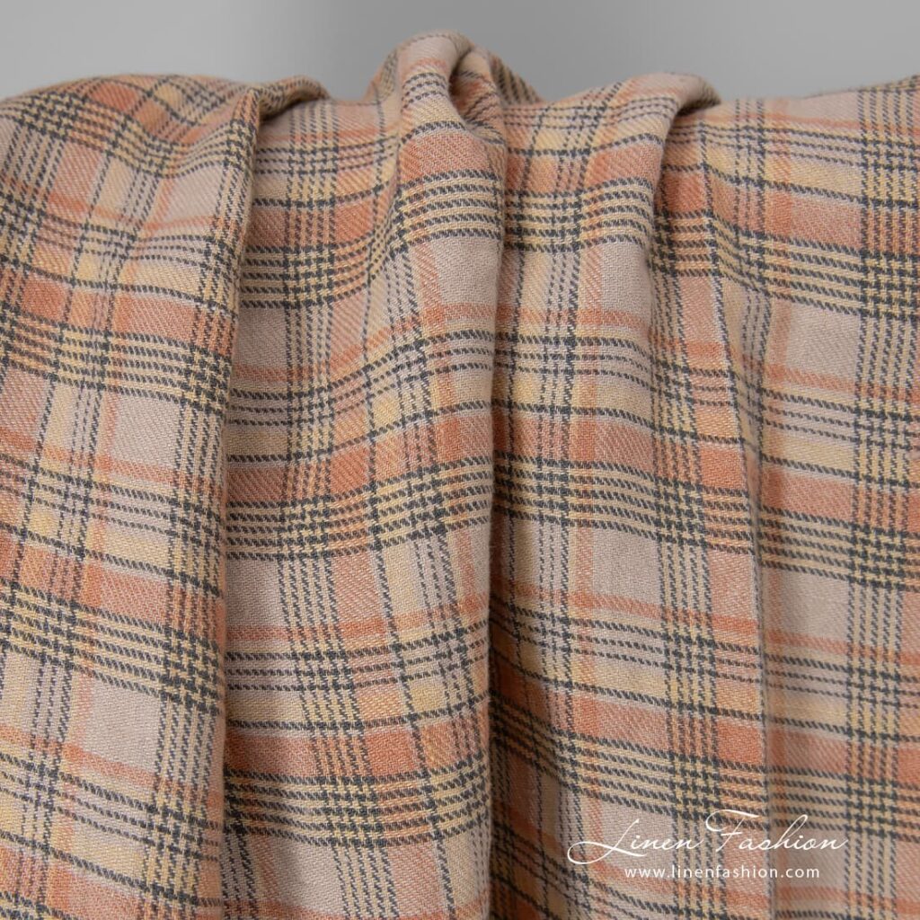 Tissu à carreaux multicolores en lin brun lavé 3 linen fabric multi color checks, twill.