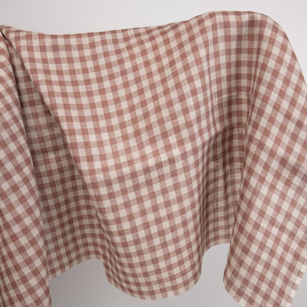 Tissu de lin à carreaux de couleur marron et lin naturel 1 Linen fabric in brown and natural linen colour checks