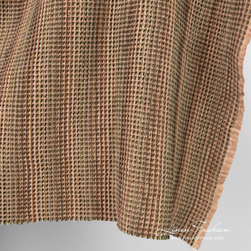 Tissu en lin et coton lavé de couleur marron 4 Linen cotton fabric in several shades of brown, washed