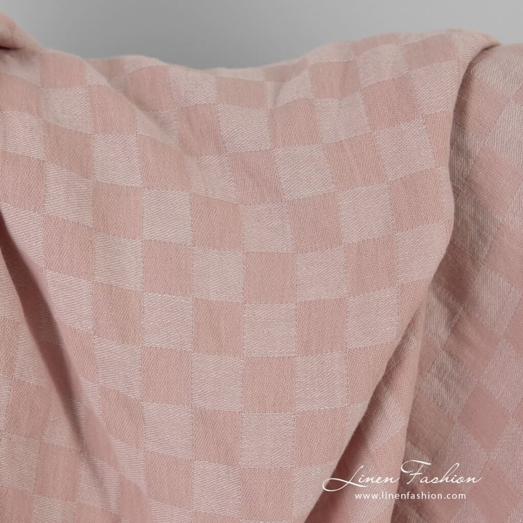 Tissu en coton lin rose à carreaux lavés 2 Pink linen cotton fabric in checks, washed