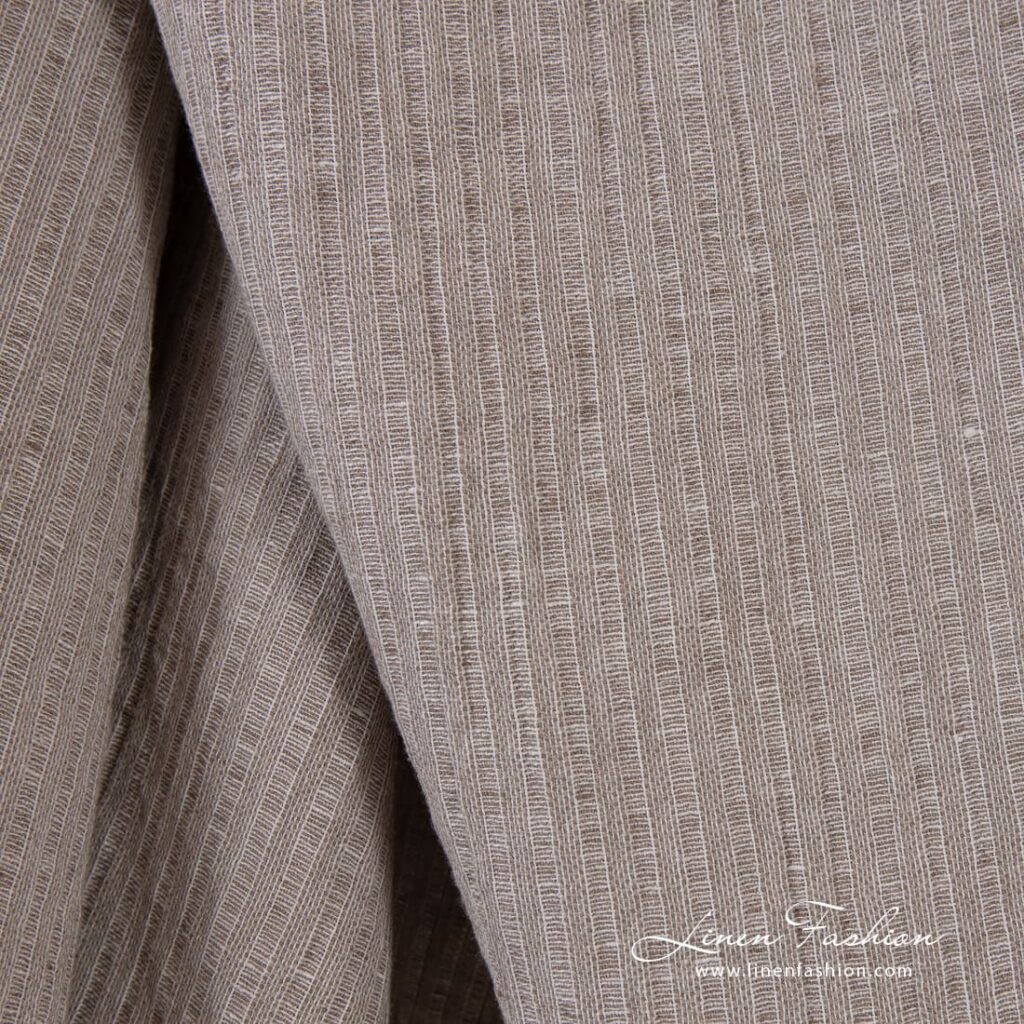 Tissu en coton lin beige à rayures lavées 4 Beige linen cotton fabric in stripes, perfect for clothes and home textile