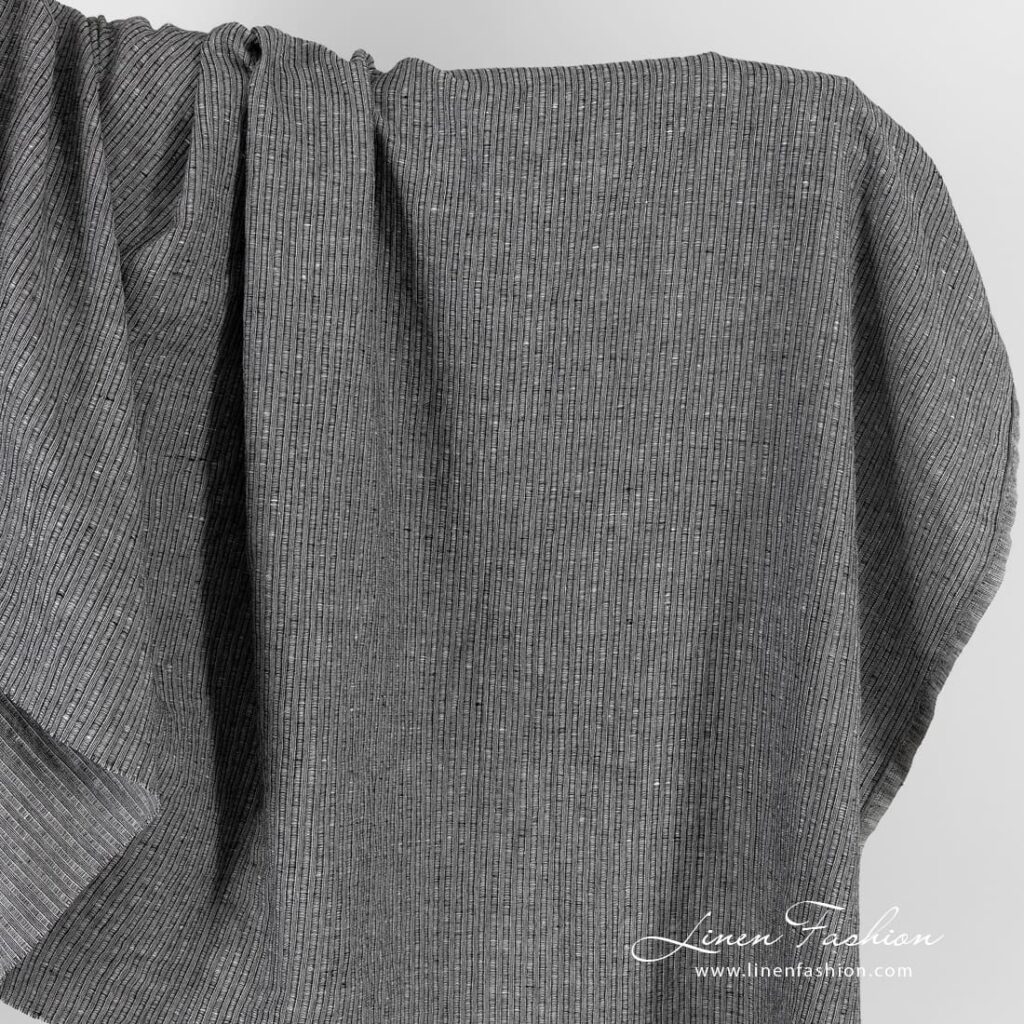 Tissu en coton lin noir à rayures lavées 1 Black linen cotton fabric in stripes