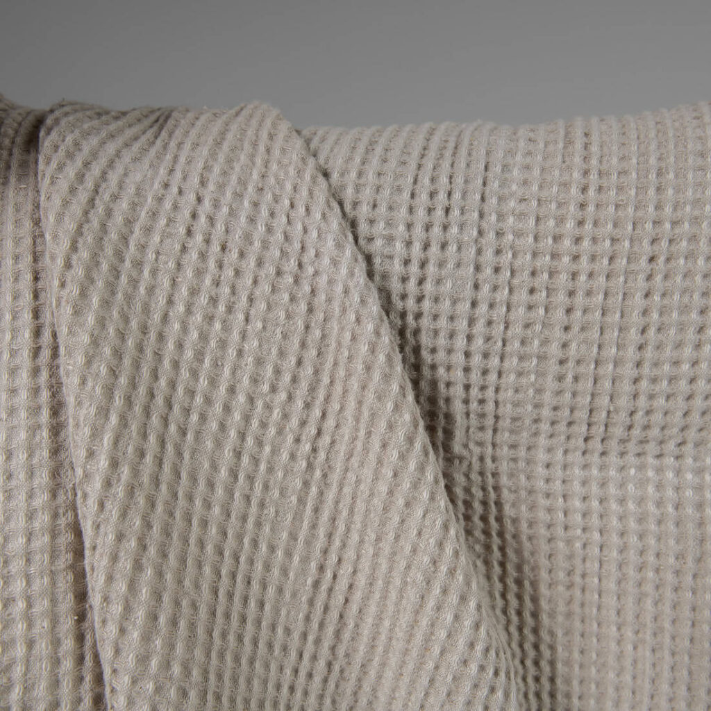 Tissu en coton lin lavé gaufré beige 2 Washed linen cotton fabric beige waffle 150cm