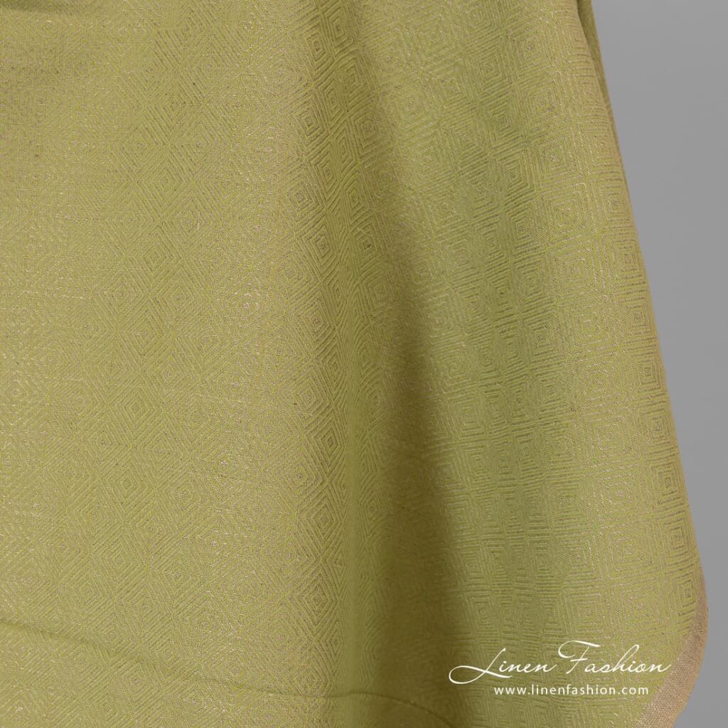 Tissu en coton lin à motifs de losanges gris vert 2 Diamond patterned green grey fabric.