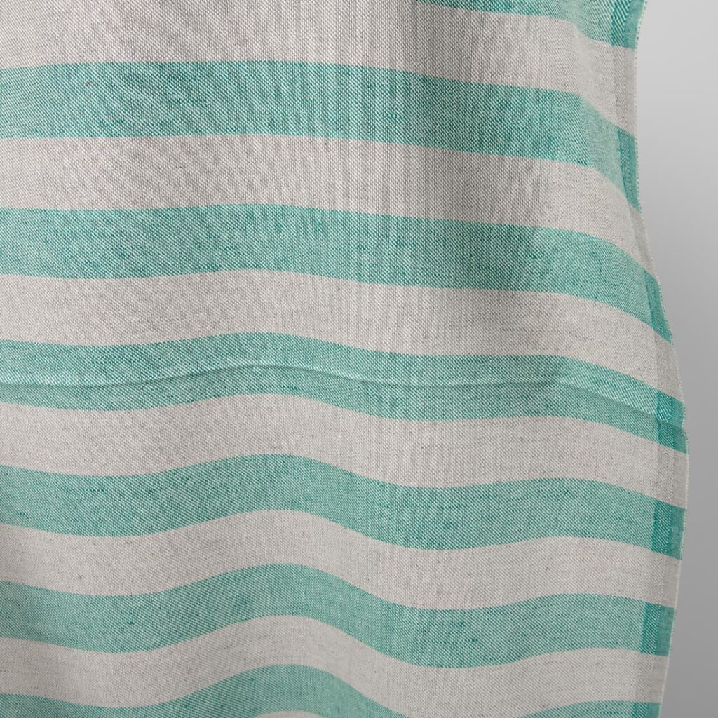 Tissu en lin et coton à rayures beige et vertes 4 linen cotton beige green stripes, horizontal