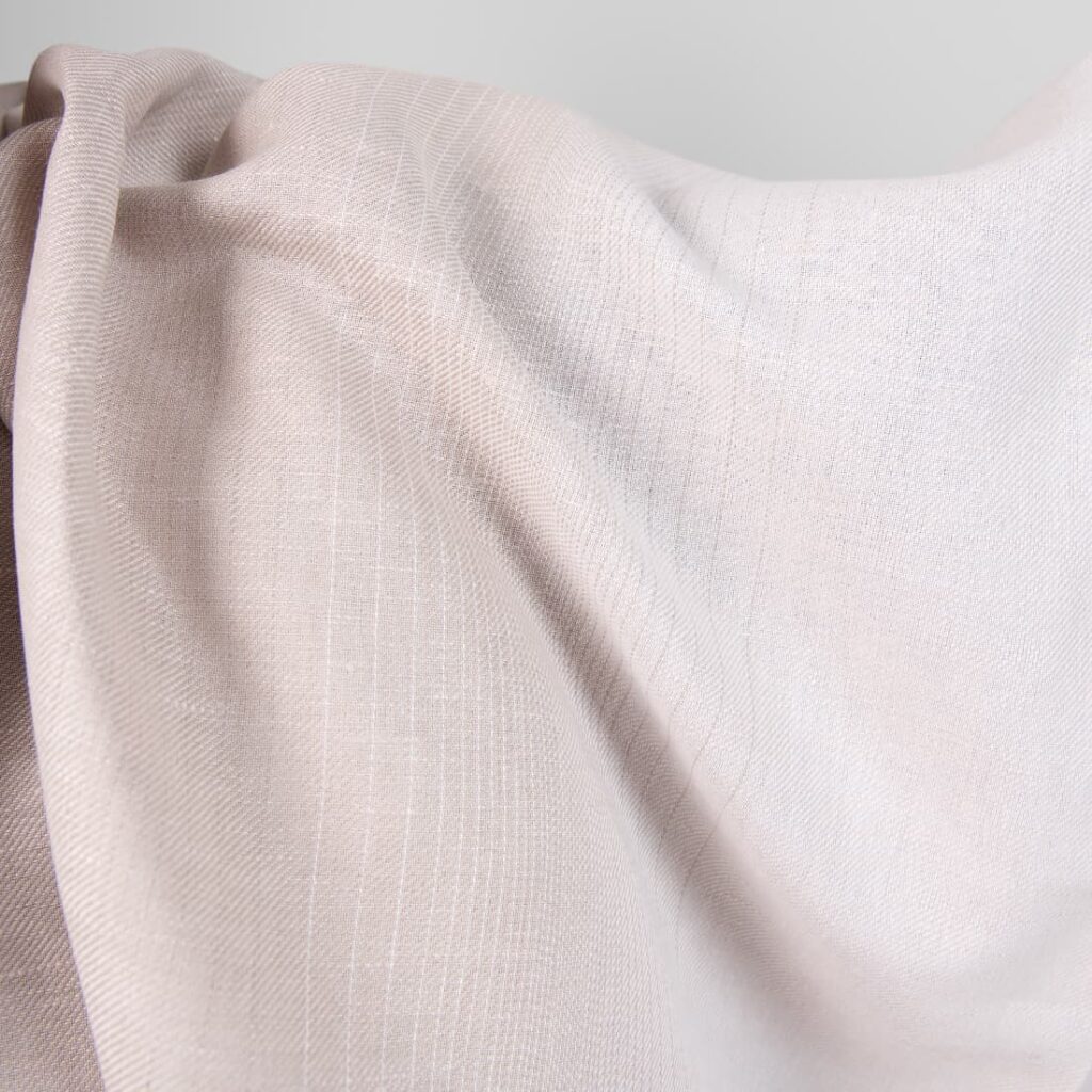 Tissu en lin et coton de couleur rose brunâtre 3 Linen cotton fabric brownish pink colour 150cm