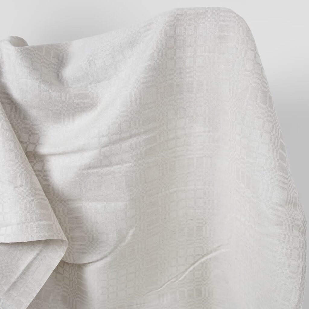Tissu en lin et coton à carreaux beige clair 1 Linen cotton fabric in light beige checks
