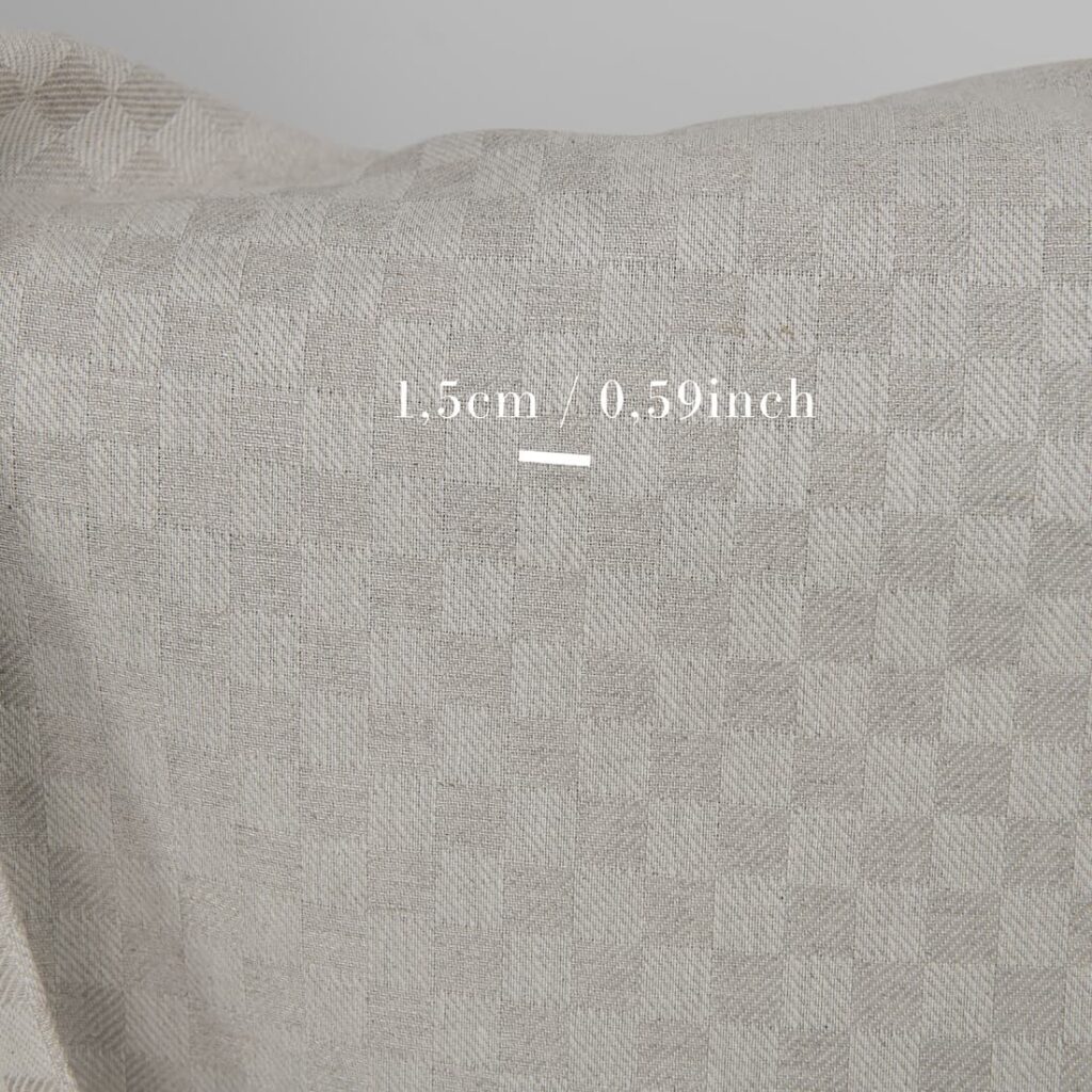 Tissu en lin et coton à carreaux blancs et naturels en sergé 4 Linen cotton fabric white and natural twill checks with measurements