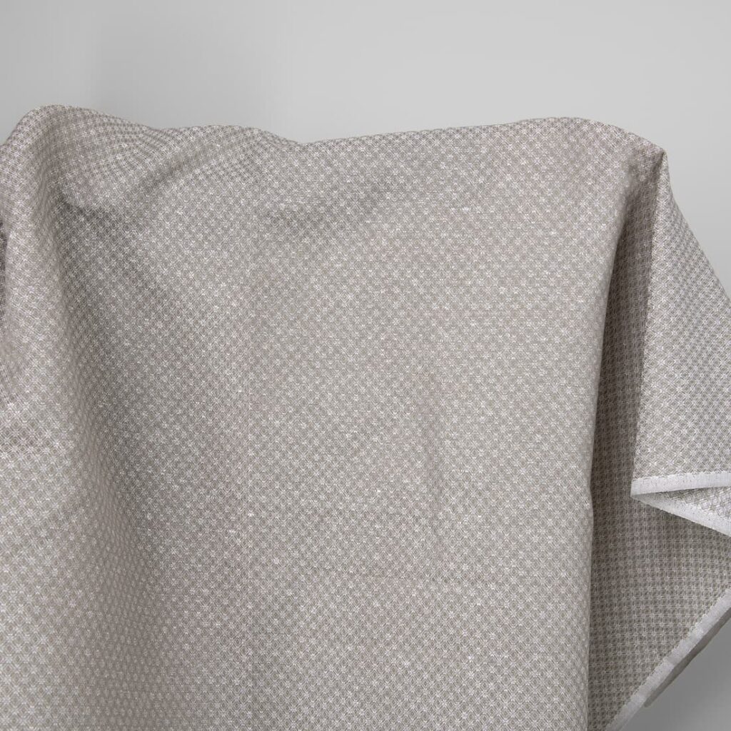 Tissu en lin et coton beige foncé et diamants blancs 1 Linen cotton fabric dark beige and white diamonds