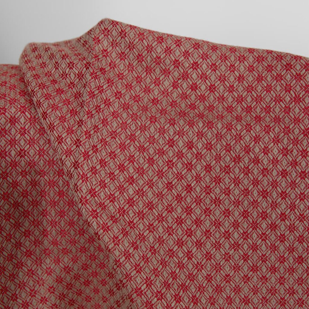 Tissu en lin et coton rouge et beige à motifs de losanges 2 Linen cotton fabric red and beige diamond pattern product photo