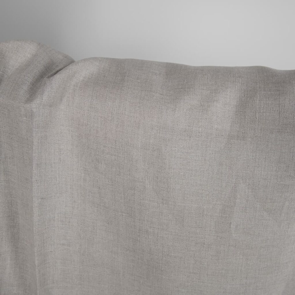 Tissu de lin naturel non teint léger 2 Natural undyed linen fabric lightweight product photo