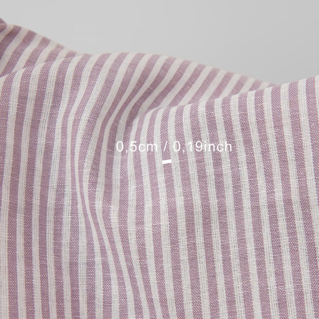 Tissu large en lin et coton à rayures blanches et lilas 4 Wide linen cotton fabric in white and lilac stripes with measurements