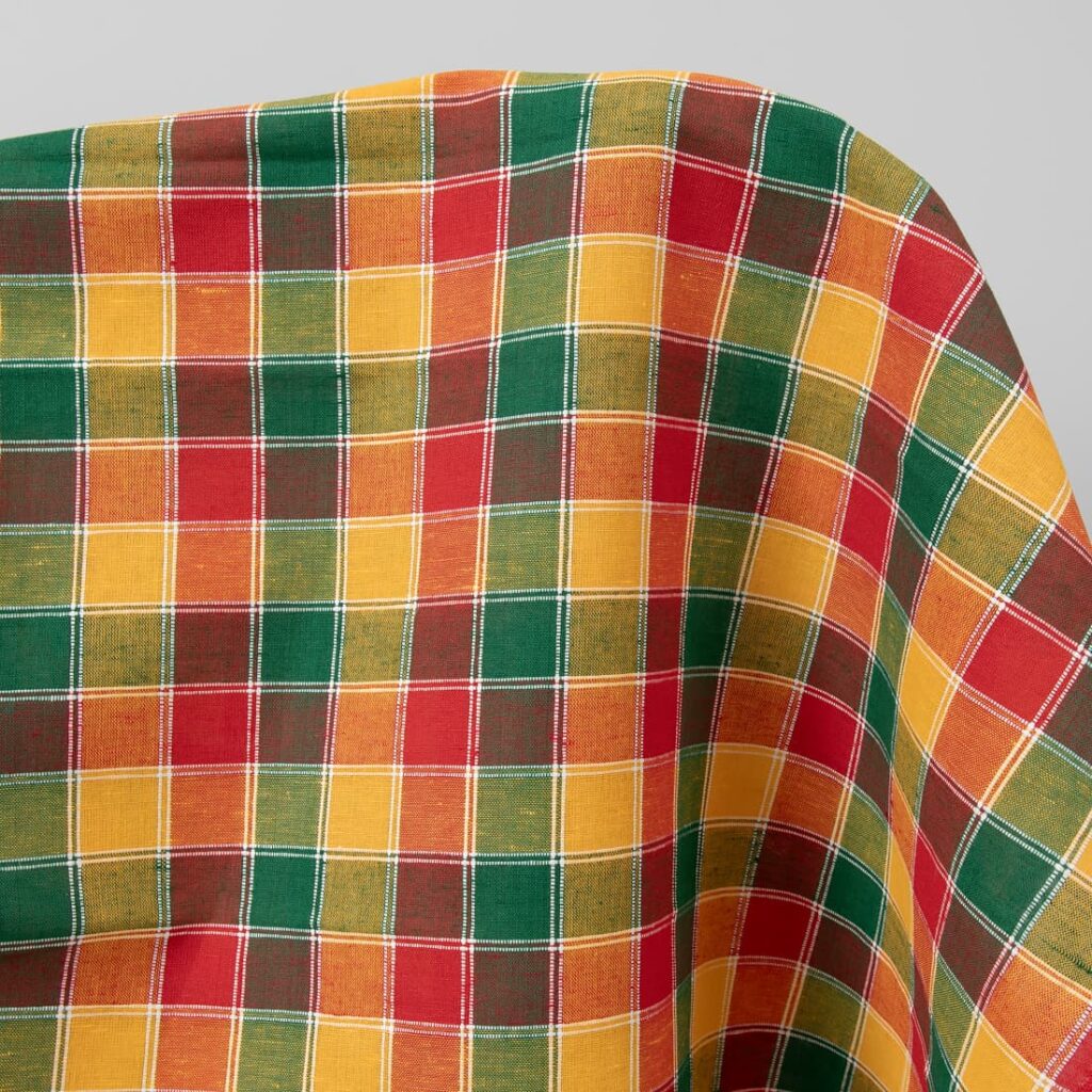 Tissu à carreaux jaunes, verts et rouges en lin et coton 3 Yellow, green and red checked linen cotton fabric product photo
