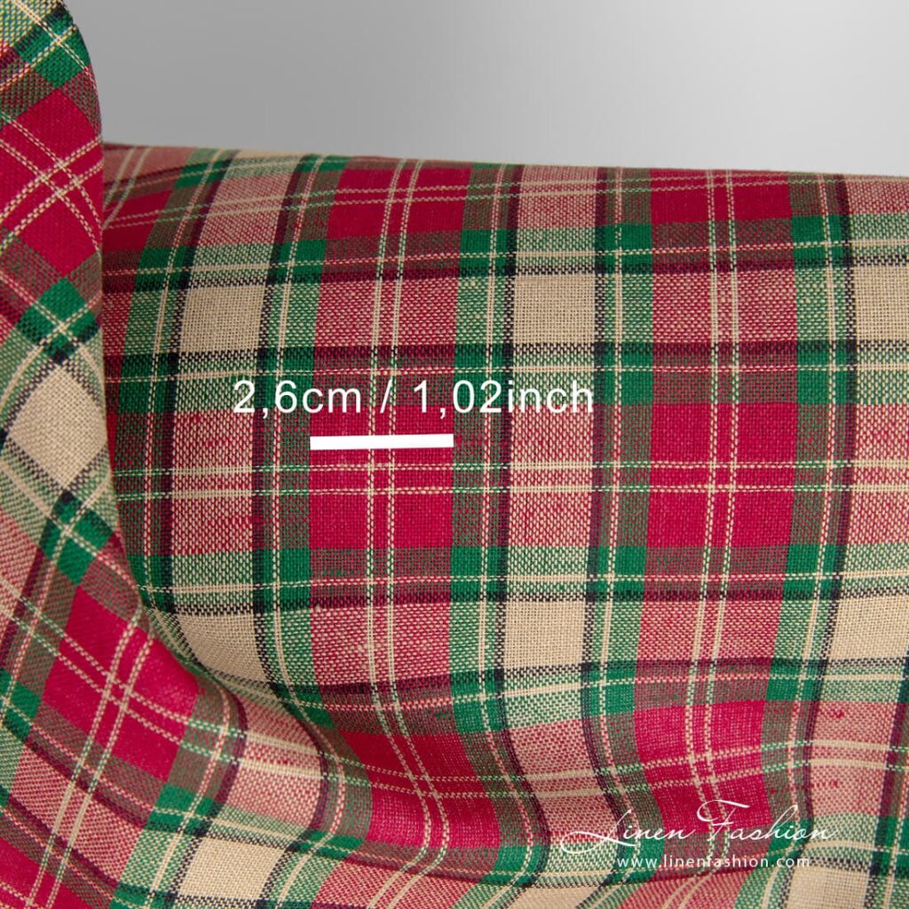 Tissu de lin et de coton à carreaux beiges et rouges 4 Linen - cotton fabric with beige (yellowish brown), red, green checks and narrow black stripes