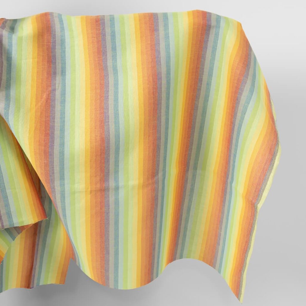 Tissu en lin et coton à rayures arc-en-ciel 1 Linen cotton fabric in rainbow colour stripes