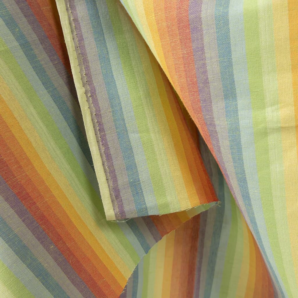 Tissu en lin et coton à rayures arc-en-ciel 3 Linen cotton fabric in rainbow colour stripes edge
