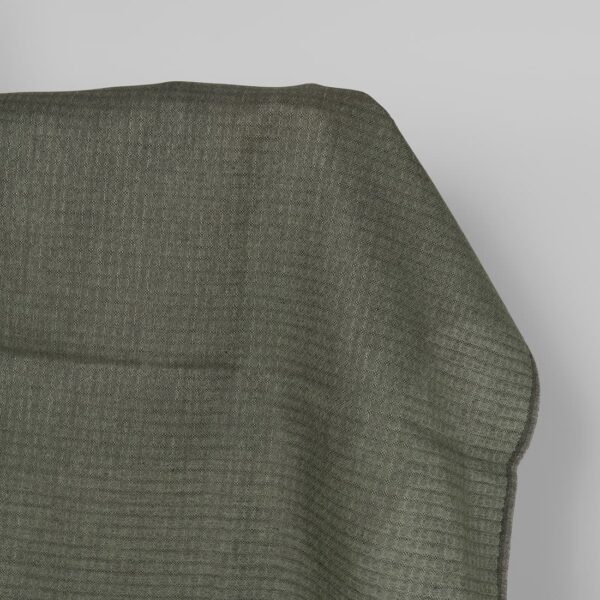 Tissu de lin gris foncé et vert à motifs de losanges