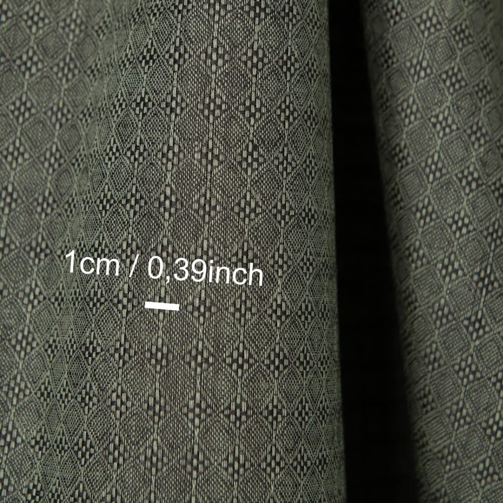 Tissu de lin gris foncé et vert à motifs de losanges 5 Tissu de lin gris foncé et vert à motifs de losanges – Image 5