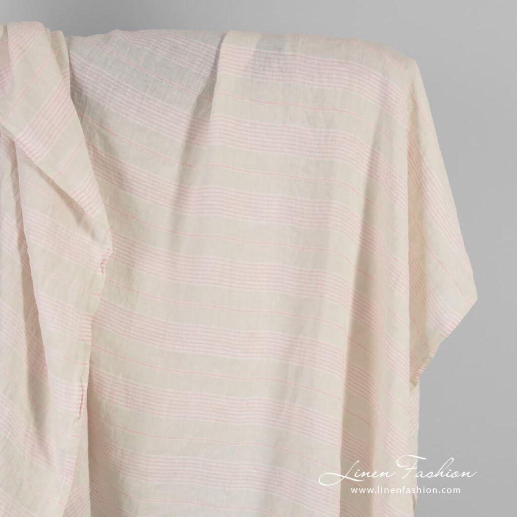 Tissu de lin jaune à rayures roses lavé 1 Yellow linen fabric in pink stripes