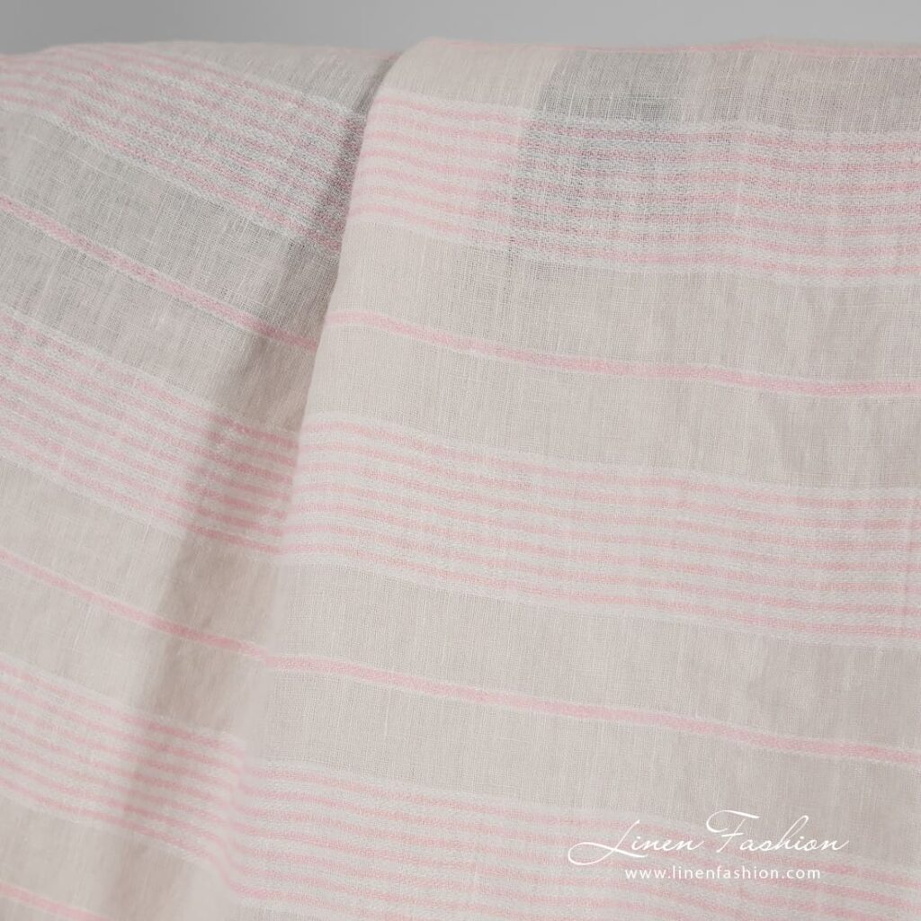 Tissu de lin jaune à rayures roses lavé 3 Yellow linen fabric in pink stripes, specially washed to increase softness