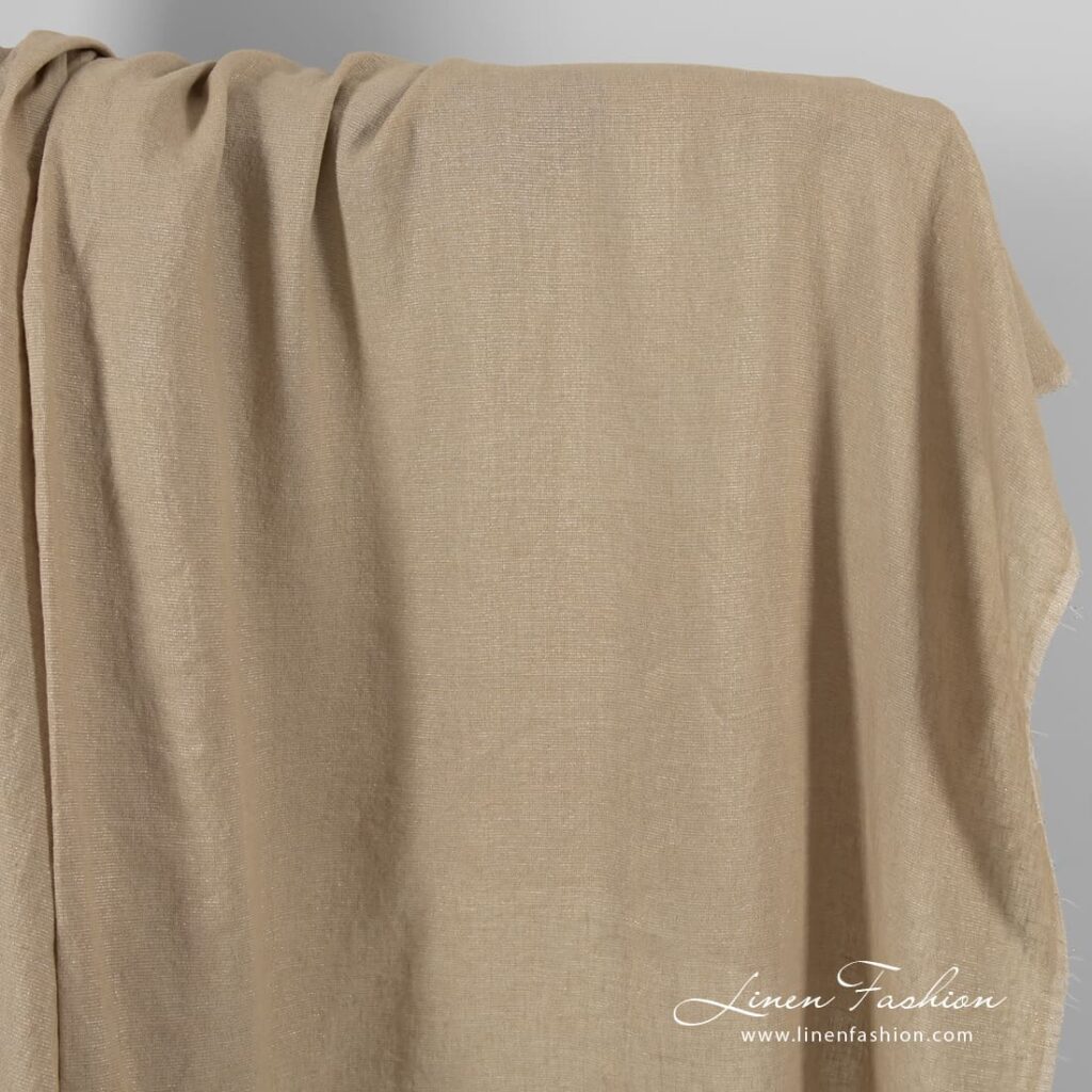 Tissu en lin beige foncé avec lurex argenté lavé 1 Dark beige linen fabric with silver lurex, washed