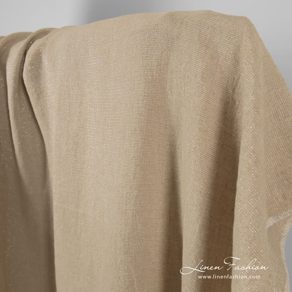 Tissu en lin beige foncé avec lurex argenté lavé 3 Dark beige linen fabric with silver lurex, specially washed