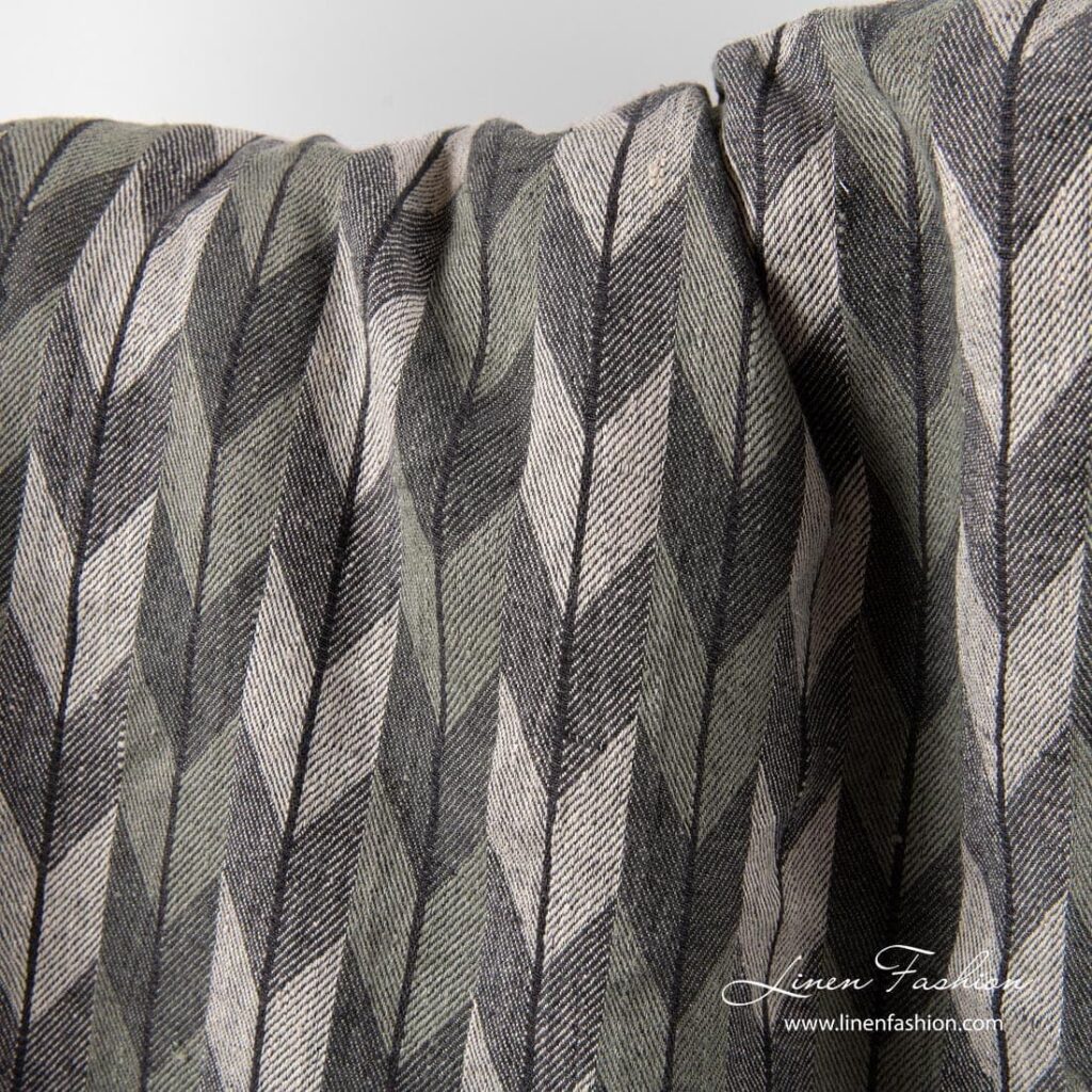 Tissu de lin gris avec motif géométrique 2 Tissu de lin gris avec motif géométrique – Image 2