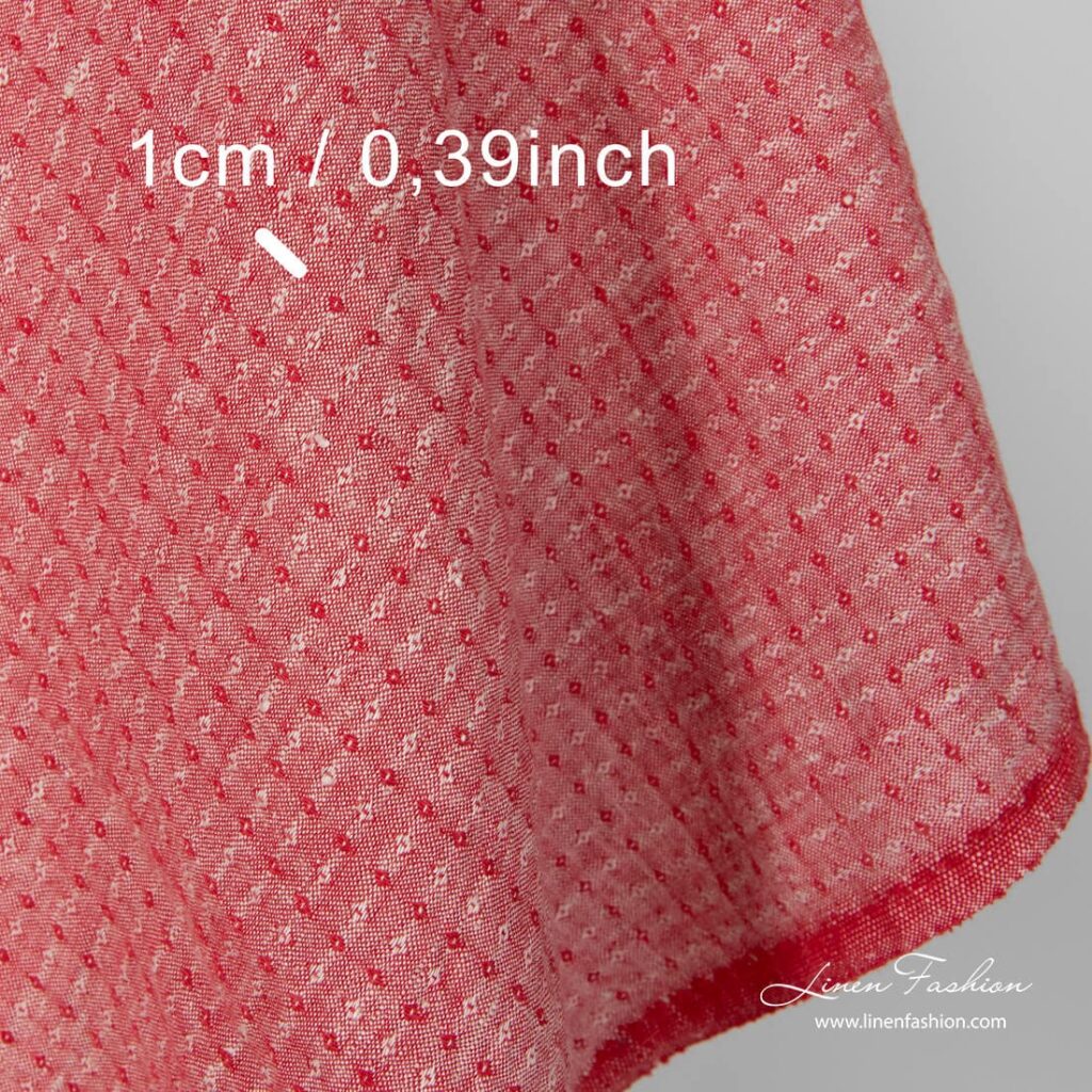 Tissu en lin lavé rouge et gris avec petits diamants 4 Washed linen fabric, red and grey small diamond pattern, dimensions