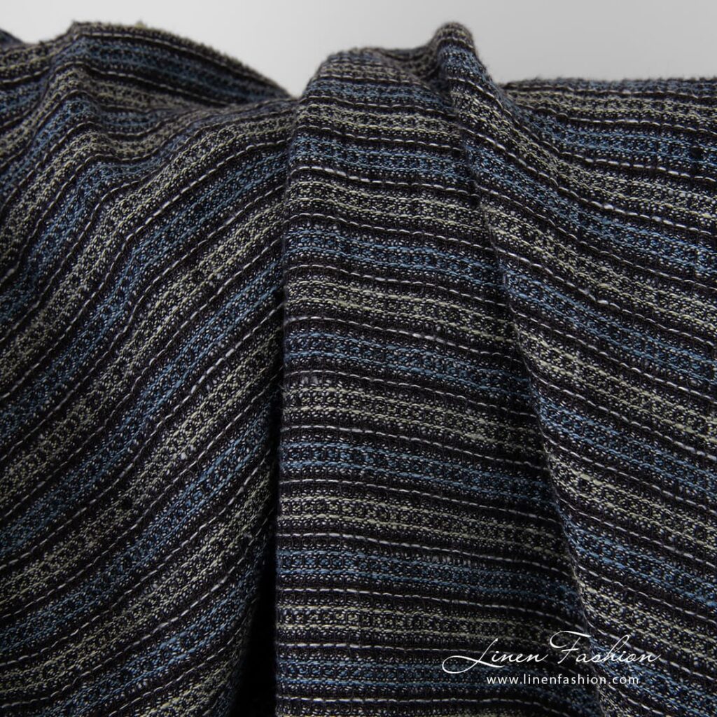 Tissu de lin rayé lavé à motif gaufré 2 Striped linen fabric in waffle pattern, high quality