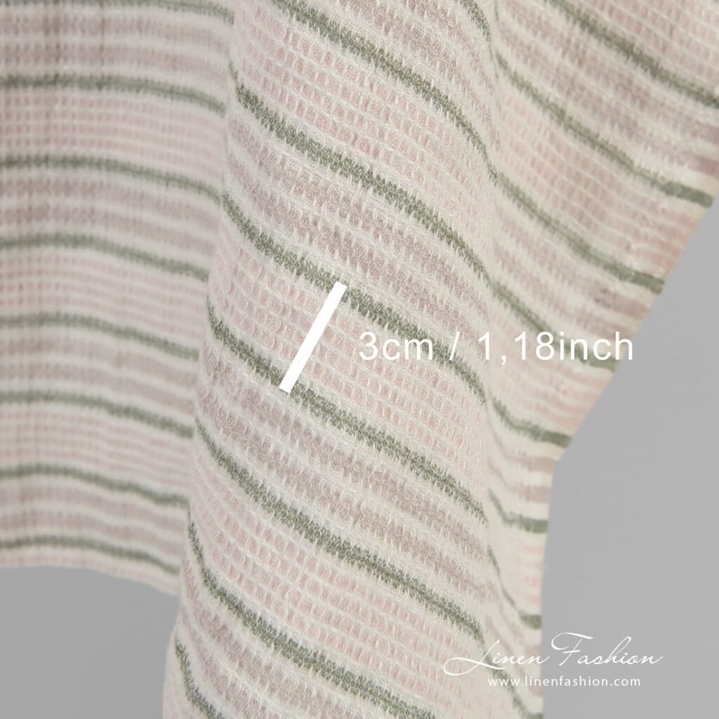 Tissu de lin rose rayé à motif gaufré lavé 4 Striped pink linen fabric in waffle pattern, specially washed to increase softness