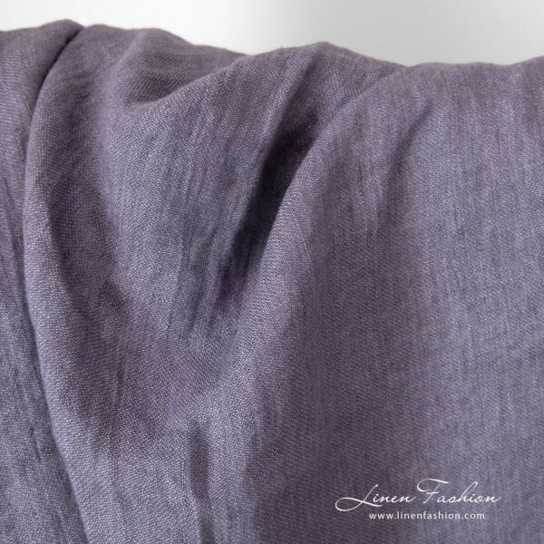 Tissu de satin violet en lin, lavé – Image 3