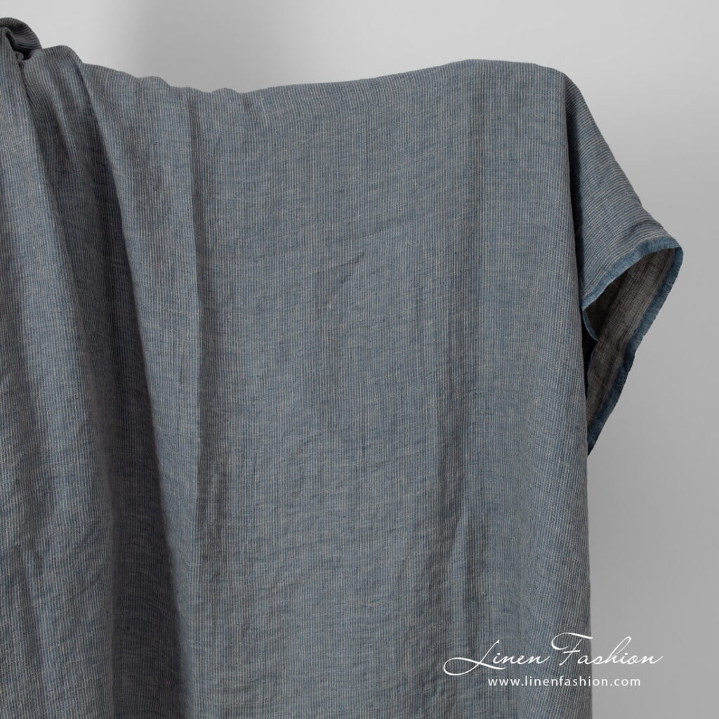 Tissu bleu lin à rayures lavées 5 linen blue striped fabric, washed.