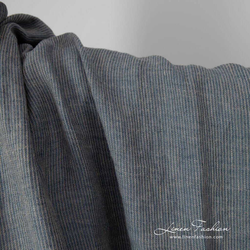 Tissu bleu lin à rayures lavées 3 linen blue striped fabric, for clothes