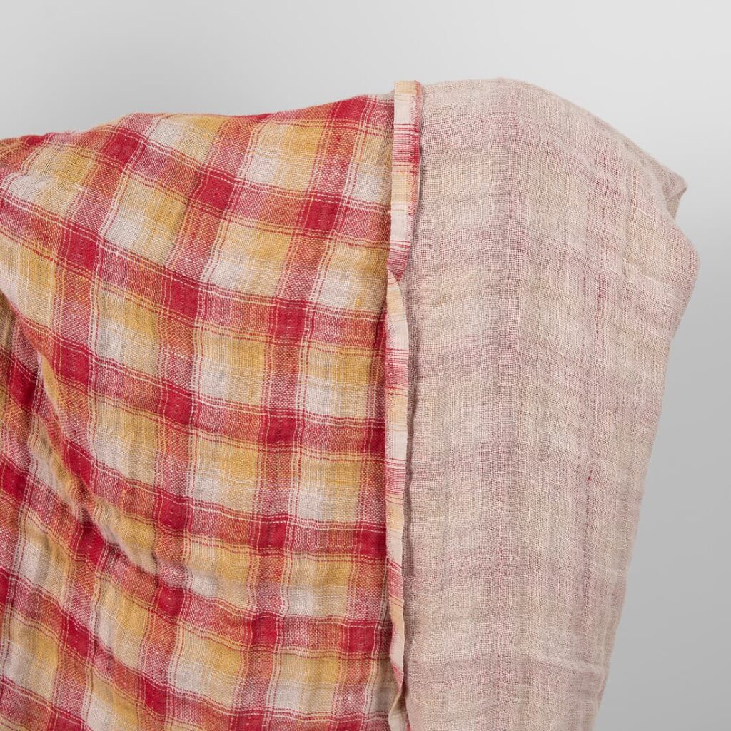 Tissu de lin lavé à carreaux rouges et jaunes double face 2 Washed linen fabric red yellow checks double-sided other side
