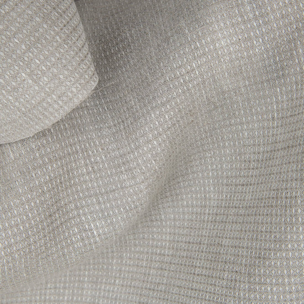 Tissu de lin gris clair à petits carreaux 3 Grey linen fabric in a small checks, create a waffle pattern look