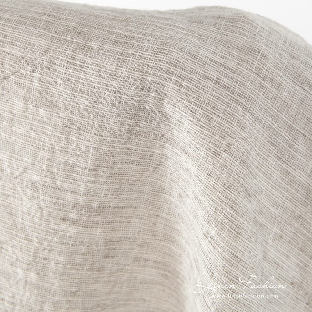 Tissu large en lin gris brunâtre, coton lavé 3 Grey-brownish wide linen-cotton fabric.