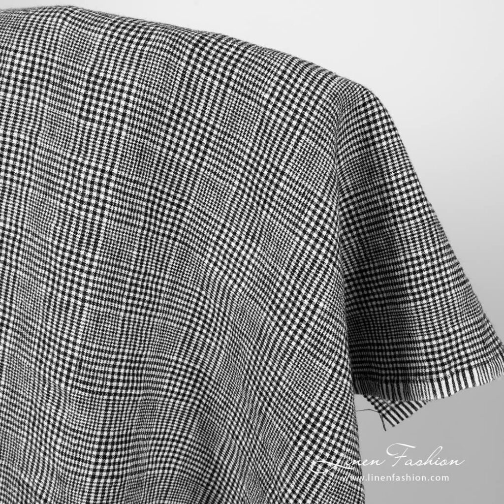 Tissu à carreaux en lin et laine lavée 2 Black and white linen wool glen check fabric, washed