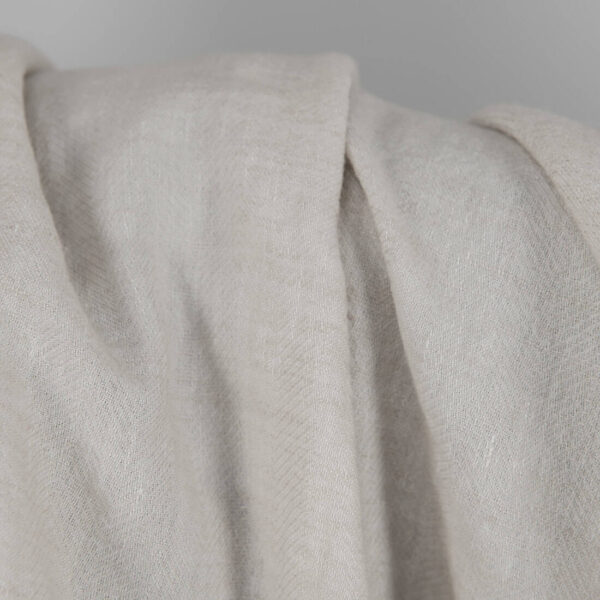Tissu en laine de lin lavée beige à chevrons – Image 2
