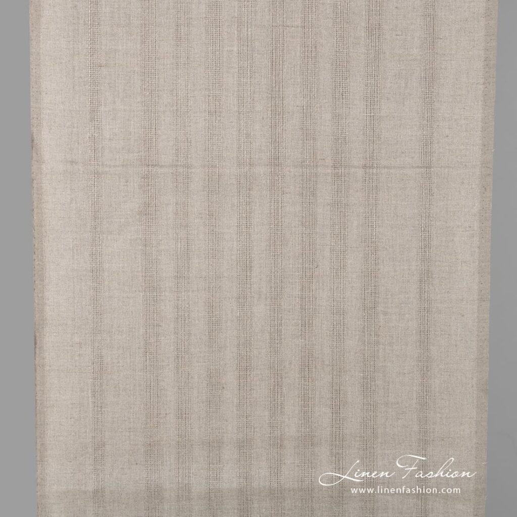 Tissu de lin à rayures, couleur lin naturel 1 Linen fabric in natural flax colour with stripes.